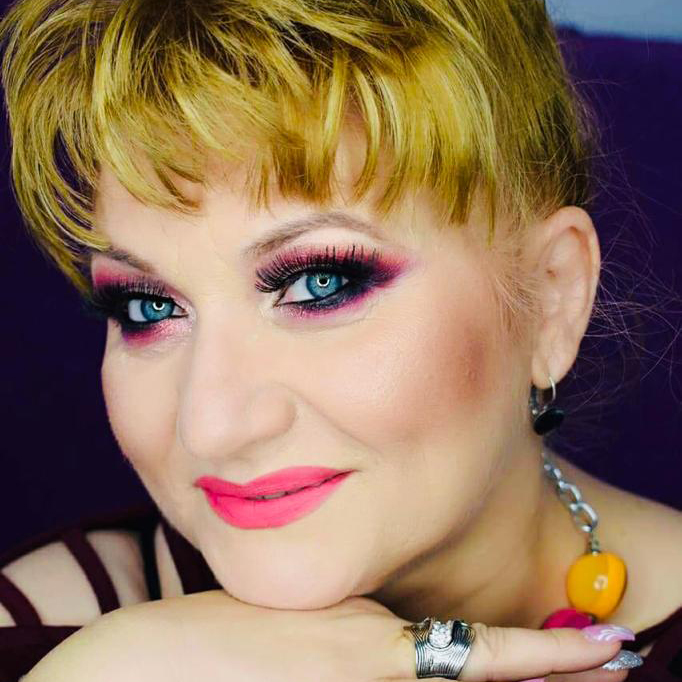 CAMELIA FLORESCU